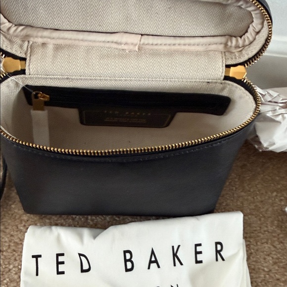 Ted Baker Black TIA Mini Zip Top Handle Crossbody Bag with Gold Accents - Picture 10 of 12